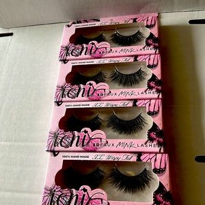 Ioni XL Wispy Full Lash bundle
